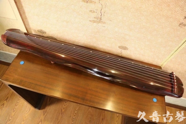 随州市●久音古琴  ●今日推荐  20230516【收藏级断纹蕉叶】